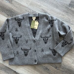 NWT Telluride Gray Bull Patterned Women's Sweater sz l